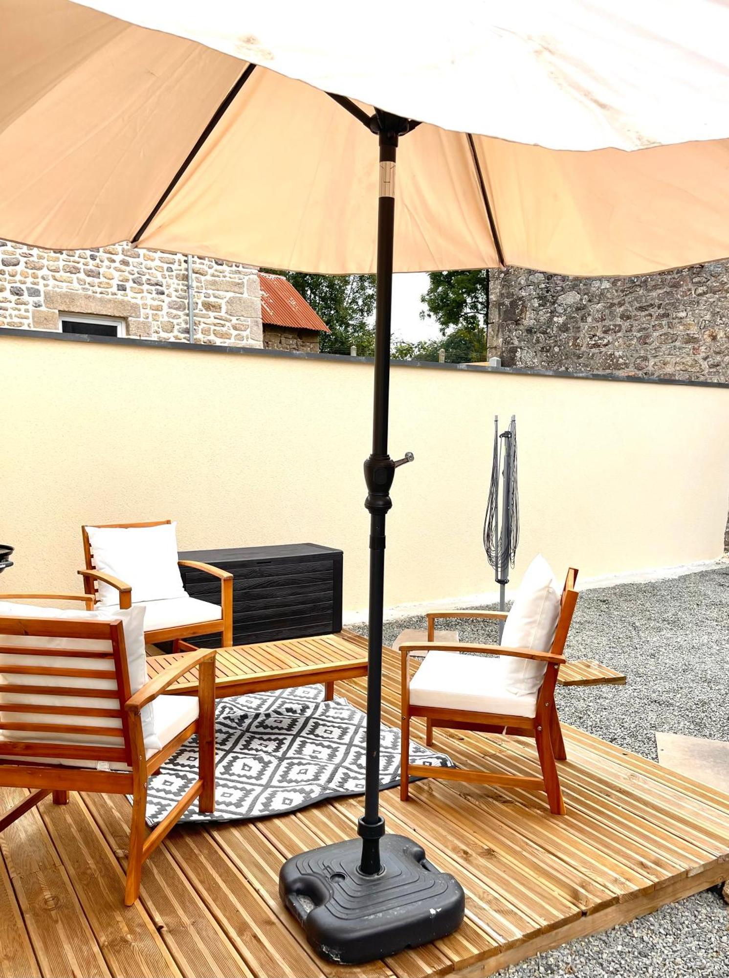 Le Petit Fleur - The Little Flower, Cosy Cottage Saint-Michel-de-Montjoie Exterior foto
